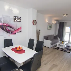  Apartment Neda
